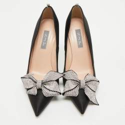 Pre Owned SJP Sarah Jessica Parker Black Satin Crystal Embellished Pumps Size 37