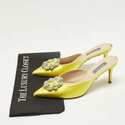 مملوكة مسبقًا SJP Sarah Jessica Parker Size 38.5 Yellow Satin Crystal Embellished Mules
