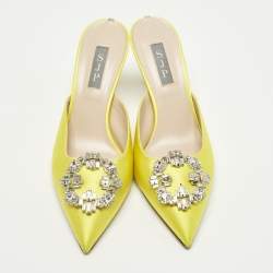 مملوكة مسبقًا SJP Sarah Jessica Parker Size 38.5 Yellow Satin Crystal Embellished Mules