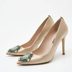 Pre Owned SJP Sarah Jessica Parker Beige Satin Crystal Embellished Pointed Toe Pumps Size 36
