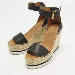 Pre Owned صندل سي باي كلوي إسيدريل جلد أسود بكعب روكي سير كاحل مقاس 39