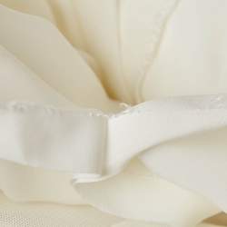 Pre Owned فستان سيلف بورتريت ميني أبيض بطبقات من الدانتيل وأكتاف مكشوفة مقاس صغير