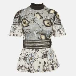 Pre Owned توب سيلف - بورتريه كريب متعدد الألوان مطرز بالزهور مكشكش مقاس صغير - سمول