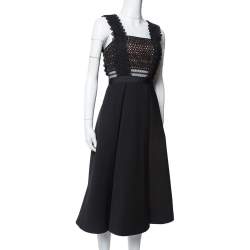 مملوكة مسبقًا فستان ميدي سيلف بورتريه ليلا دانتيل جيبير أسود مقاس صغير - سمول