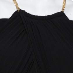 Pre Owned فستان سيلف بورتريت متوسط الطول بلا أكتاف تفاصيل رقبة بسلسلة دانتيل وكريب أسود مقاس متوسط