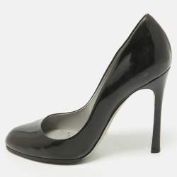 Sergio Rossi Black Patent Leather Round Toe Pumps Size 40