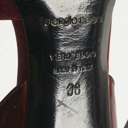 Pre Owned حذاء كعب عالي سيرجيو روسي نعل سميك جلد لامع وزوجاجي بورجوندي مقاس 38