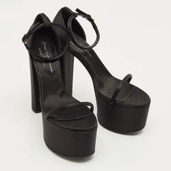 Pre Owned صندل سيرجيو روسي سيور بلاتفورم ساتان أسود كعب عريض مقاس 41.5