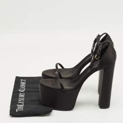 Pre Owned صندل سيرجيو روسي سيور بلاتفورم ساتان أسود كعب عريض مقاس 41.5