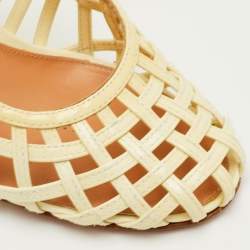 مملوكة مسبقًا Sergio Rossi Size 37.5 Cream Patent Leather Cut Out Slingback Sandals