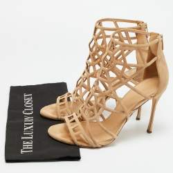 مملوكة مسبقًا حذاء بوت سيلجو روسي سويدي بفتحات بلون بيج طول الكاحل مقاس 41