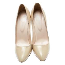 Pre Owned Sergio Rossi Beige Leather Pumps Size 39