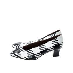 Pre Owned Sergio Rossi Monochrome Leather Pumps Size 38.5
