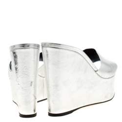 مملوكة مسبقًا Sergio Rossi Metallic Silver Leather Lakeesha Wedge Slides Size 37.5