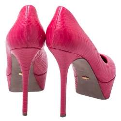 Pre Owned حذاء كعب عالي سيرجيو روسي نعل سميك مقدمة مستديرة جلد ثعبان وردية مقاس 38.5