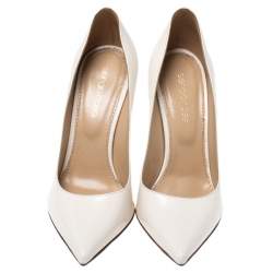 مملوكة مسبقًا حذاء كعب عالي سيرجيو روسي جلد أبيض أوف وايت مقدمة مدببة مقاس 35