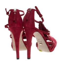 مملوكة مسبقًا صندل سرجيو روسي نعل سميك سيور نعل سميك زخرفة طاووس وكريستال سويدي أحمر مقاس 38