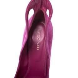 مملوكة مسبقًا Sergio Rossi Pink Suede Leather Oblo Cut Out Pumps Size 38