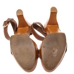 Pre Owned صندل سيرجيو روسي سير كاحل كعب ونعل سميك خشبي جلد بني مقاس 39