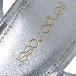 Pre Owned صندل سيرجيو روسي سير كاحل نعل سميك جلد نقش ثعبان فضي مقاس 36