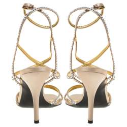 Pre Owned صندل سيرجيو روسي ساتان بيج مزخرف كريستال بحزام للكاحل مقاس 39