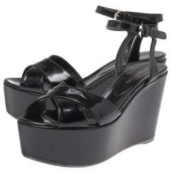 Pre Owned صندل سيرجيو روسى نعل روكى سير كاحل جلد لامع سيور متقاطعة أسود مقاس 36