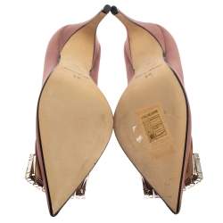 مملوكة مسبقًا حذاء كعب عالي سيرجيو روسي مزخرف كريستال ساتان وردي مقاس 36