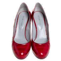 مملوكة مسبقًا حذاء كعب عالي سيرجيو روسي جلد أحمر لامع مقدمة مستديرة مقاس 38.5