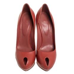 مملوكة مسبقًا حذاء كعب عالي سيرجيو روسي نعل سميك مقدمة مفتوحة جلد بني مقاس 39