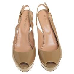 Pre Owned صندل سيرجيو روسي فتحة كعب مقدمة مفتوحة نعل سميك جلد لامع بيج مقاس 36.5