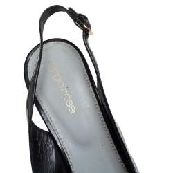 Pre Owned صندل سيرجيو روسي جلد لامع أسود فتحة كعب نعل سميك مقاس 39  