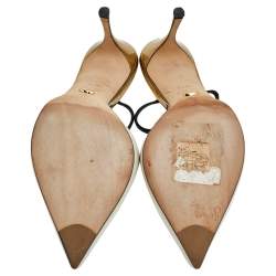 مملوكة مسبقًا صندل سيرجيو روسي جلد أبيض مقدمة مدببة فتحة كعب مقاس 37.5