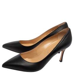 مملوكة مسبقًا Sergio Rossi Black Leather Pointed-Toe Pumps Size 40.5