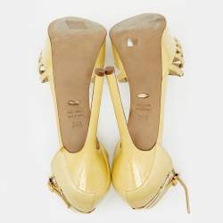 Pre Owned صندل سيرجيو روسي جلد لامع كريمي نعل سميك بسيور مرصعة مقاس 36.5