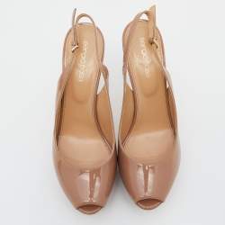 Pre Owned صندل سيرجيو روسي جلد لامع بيج نعل سميك ومقدمة مفتوحة مقاس 38.5