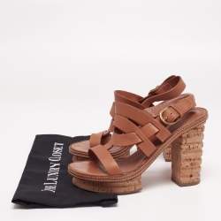 Pre Owned صندل سيرجيو روسي جلد بني نعل سميك كعب فيلين مقاس 38.5