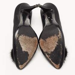 مملوكة مسبقًا Sergio Rossi Black Satin And Fur Pointed Toe Pumps Size 38