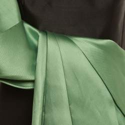 Pre Owned فستان ماكسي سولاس لندن أسود/أخضر سادة كريب بتفاصيل قوس بدون حمالات مقاس متوسط - ميديوم