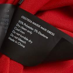 مملوكة مسبقًا فستان سولاس لندن مايسي ماكسي مجعد كريب مطاطي أحمر مقاس متوسط - ميديم