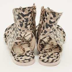 مملوكة مسبقًا Sophia Webster Size 39 Multicolor Camo Print Leather Gladiator Flat Sandals
