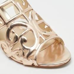 Pre Owned خُفّ سميك صوفيا ويبستر جِلْد بَقَطْعَة ذَهَبِي وَرْدِي مَقَاس 36.5