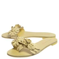 Pre Owned Sophia Webster Yellow Leather Lilico Flower Flat Slides Size 35.5