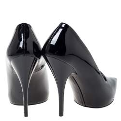 مملوكة مسبقًا حذاء كعب عالي ستيلا ماكرتني مقدمة مدببة رقبة حرف في جلد لامع صناعي أسود مقاس 35.5