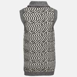 مملوكة مسبقًا بلوزة ستيلا مكارتني صوف منقوش أسود برقبة كاو مقاس صغير جدًا