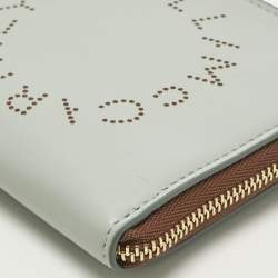 مملوكة مسبقًا محفظة ستيللا مكارتني مدمجة جلد صناعي مثقوب أزرق/بني