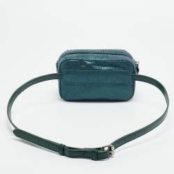 مملوكة مسبقًا Stella McCartney Falabella Metallic Green Shimmering Faux Suede Belt Bag