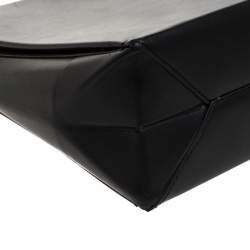 مملوكة مسبقًا حقيبة كتف ستيلا ماكارتني بسحاب ملتف جلد سوداء