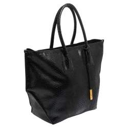مملوكة مسبقًا Stella McCartney Black Faux Snakeskin Embossed Leather Zip Shopper Tote