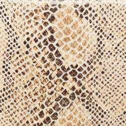 مملوكة مسبقًا حقيبة كلتش ستيلا مكارتني فالابيلا رفيعة جلد تأثير ثعبان صناعي بيج 