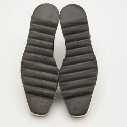 مملوكة مسبقًا حذاء ستيلا مكارتني ديربي م نصة مرصع بالنجوم جلد صناعي أسود مقاس 40